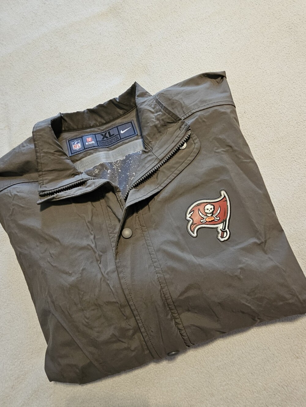 Nike NFL Tampa Bay Buccaneers Sideline OnField Coach Jacket Mens XL Brown Pewter